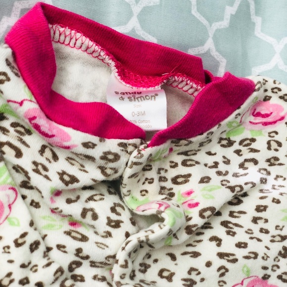 Onsie - Picture 4 of 5